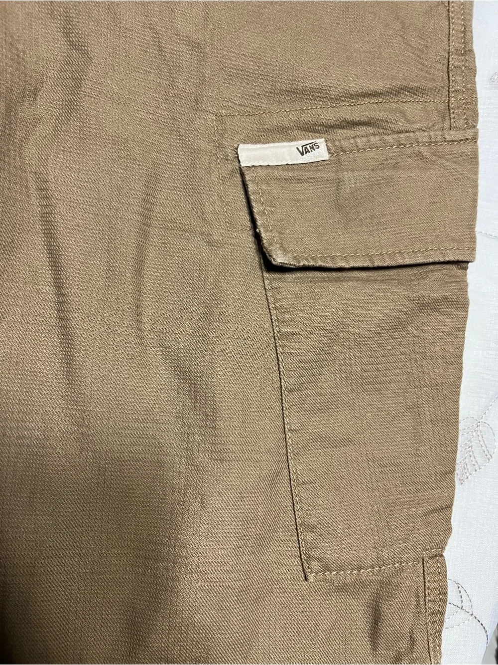 Vans Men's Cargo Shorts in Brown N7.1